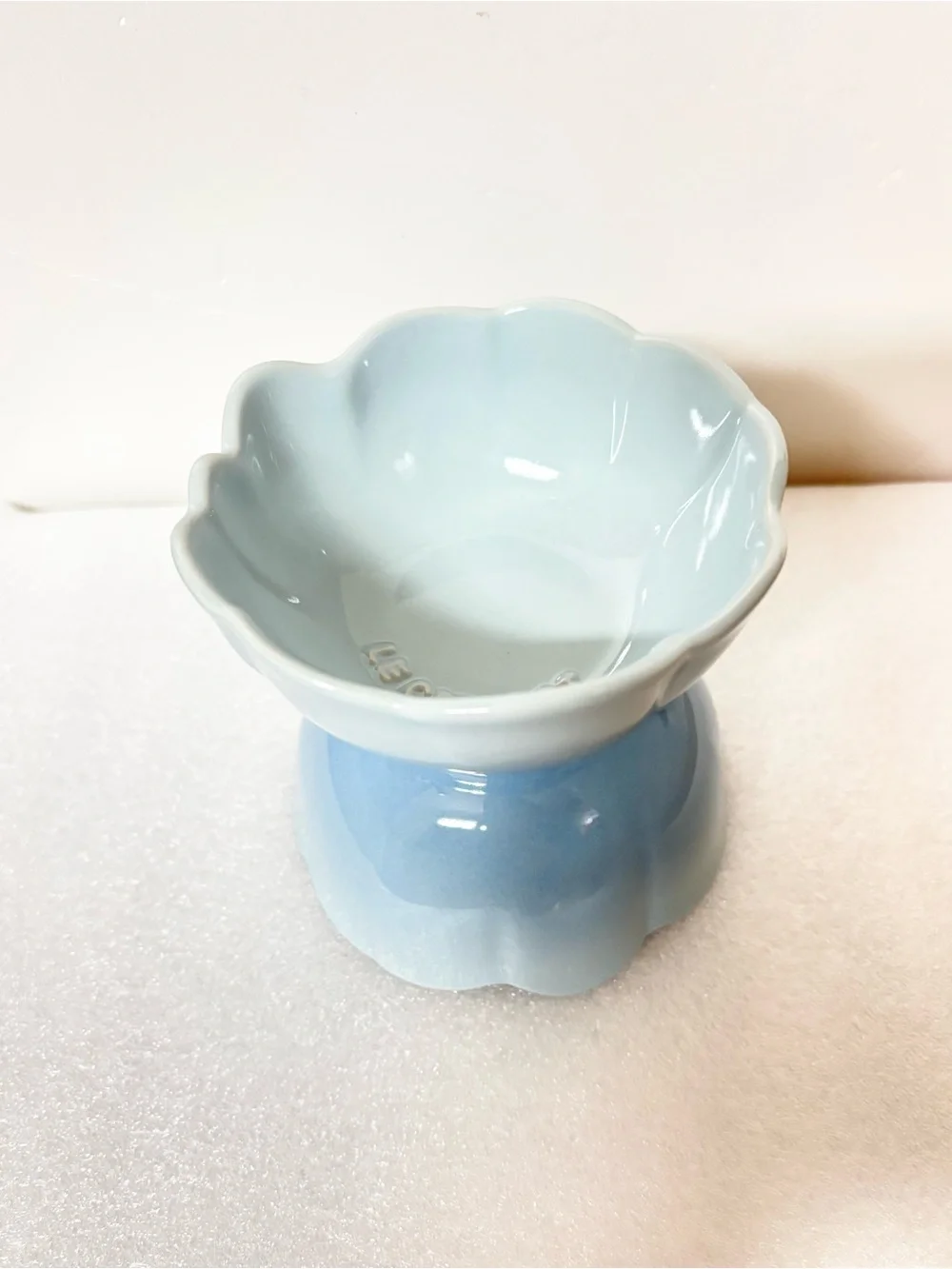 Le Creuset Scalloped Light Blue Ceramic Serving Bowls, Set of 2